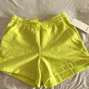 Lululemon Loungeful HR Short 4”
